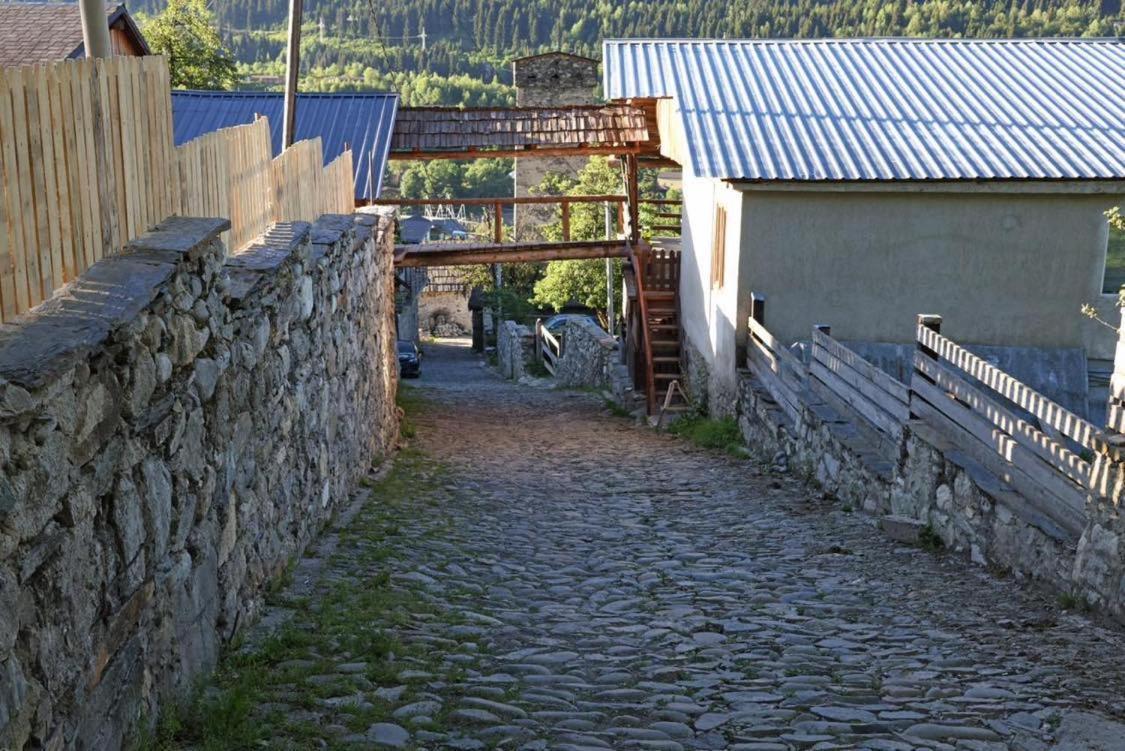 Mestialux Guesthouse Exterior photo
