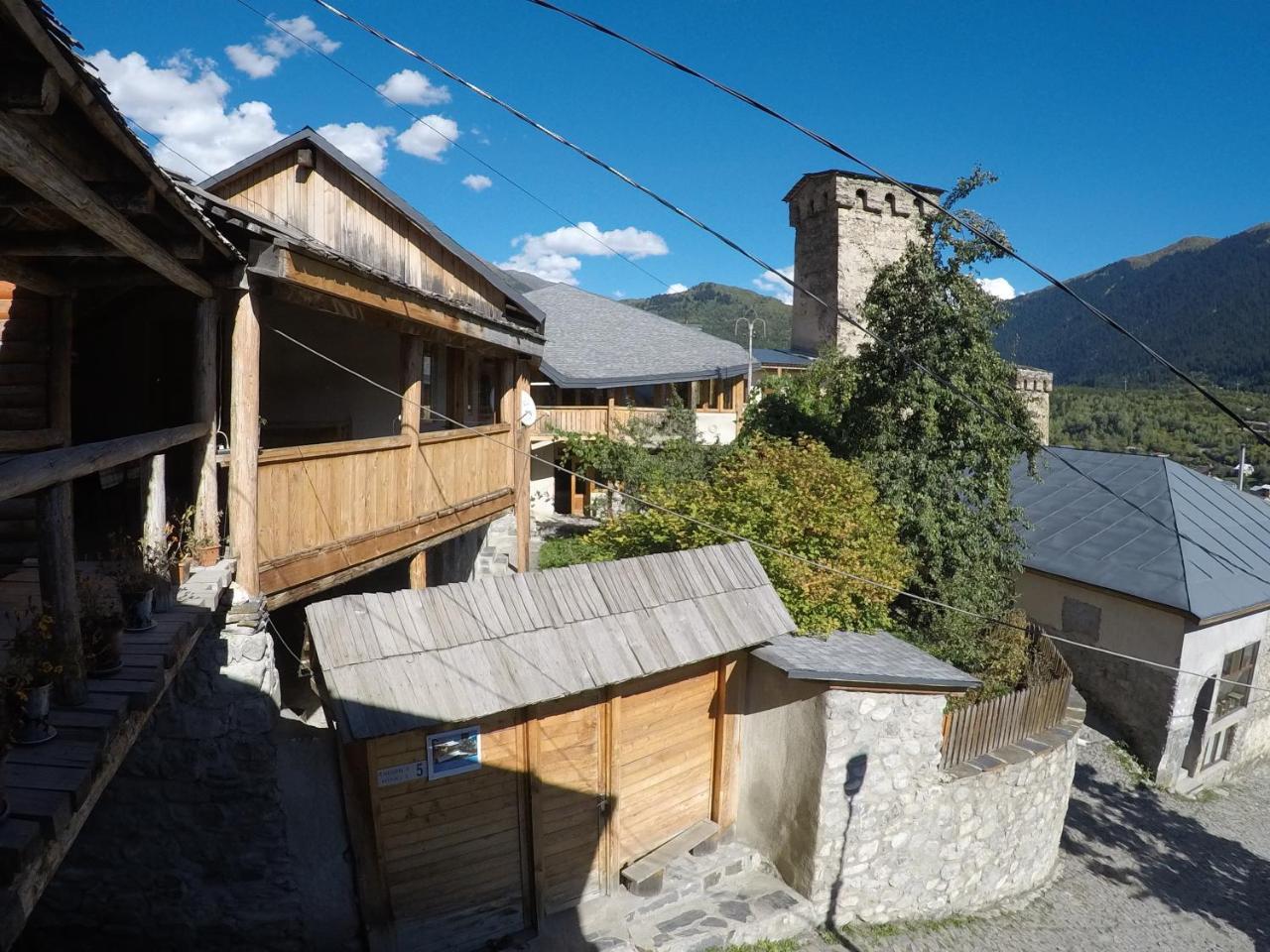 Mestialux Guesthouse Exterior photo